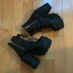 UNIF CHOKE BOOT SIZE 6 US
